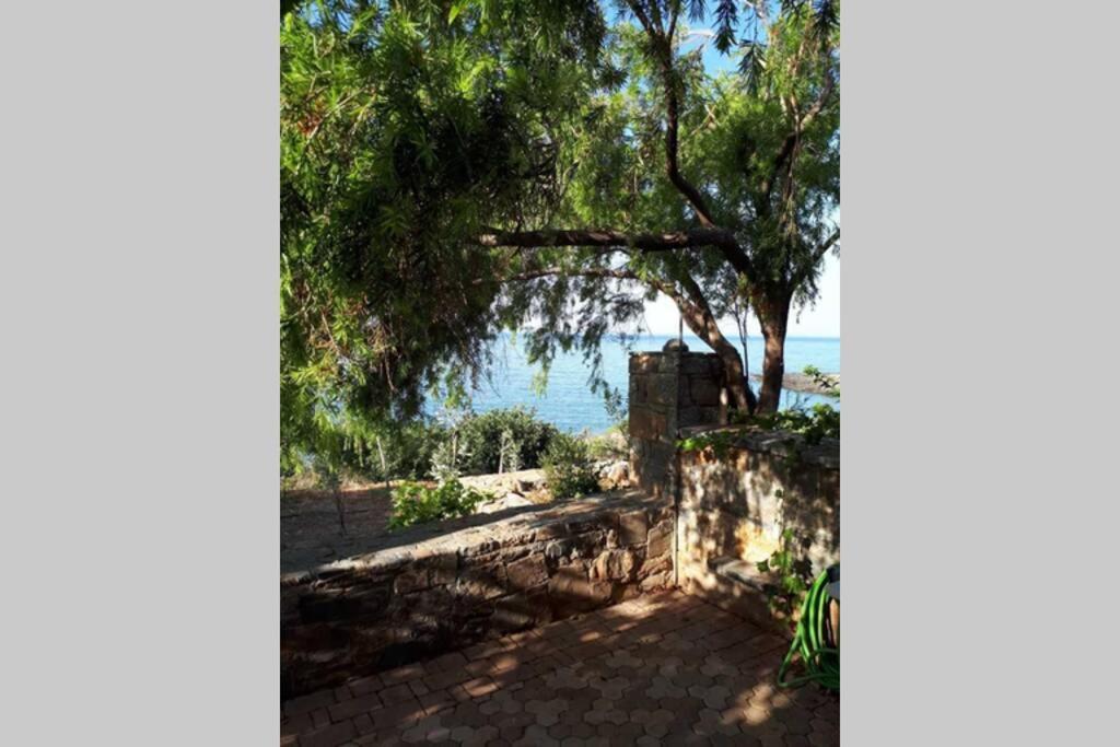 Traditional Stone House By The Sea... Kapetanianá Exteriér fotografie