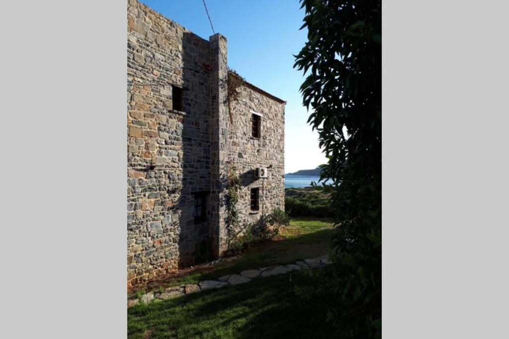 Traditional Stone House By The Sea... Kapetanianá Exteriér fotografie