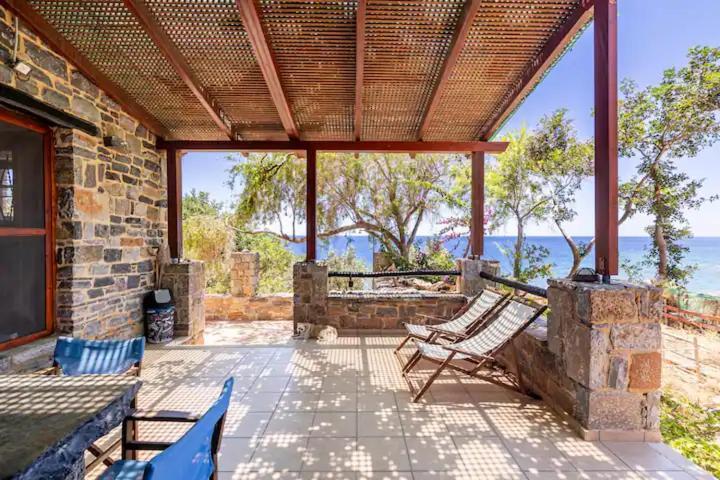 Traditional Stone House By The Sea... Kapetanianá Exteriér fotografie